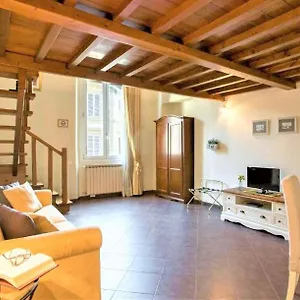 Charming Cavour Heart Of Appartamento Firenze